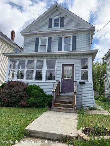 Main picture of 185 Southern Blvd