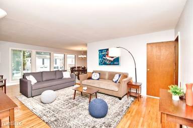 Main picture of 262 Sunshine Dr