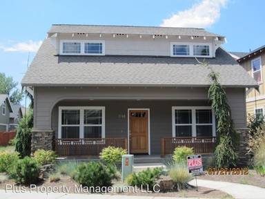 Main picture of 2763 NE Mountain Oak Ln