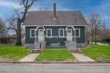 Main picture of 1427 W 46th Ave