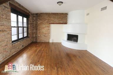 Main picture of 3013 N Broadway St