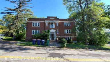 Main picture of 602 N 10th Ave E
