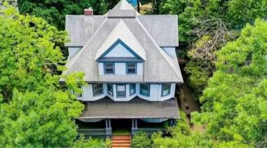 Main picture of 12 Manchester Rd