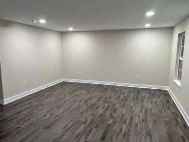 Main picture of 198 Pond View Dr