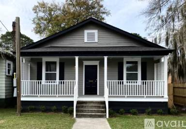 Main picture of 111 W 48th St