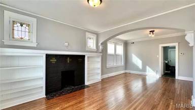 Main picture of 4917 Murdoch Ave