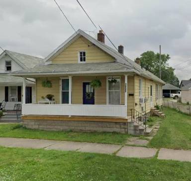 Main picture of 1932 Genesee St