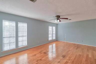 Main picture of 710 Heathgate Dr