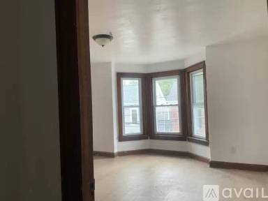 Main picture of 227 N Locust St