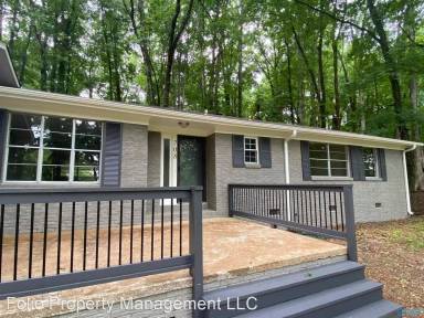 Main picture of 708 Woodbine Rd SE