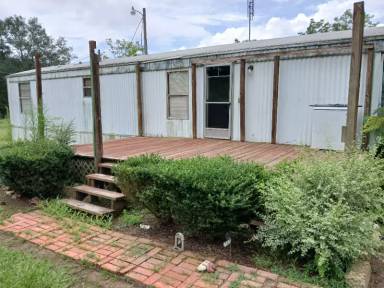Main picture of 81 Hawkins Rd