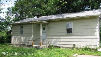 Main picture of 2312 Meadow Ave