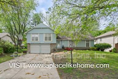 Main picture of 8211 W 97th St