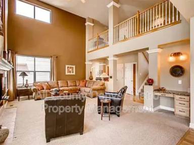Main picture of 6083 Umber St