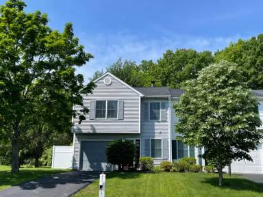 Main picture of 57 Bridgewood Ln