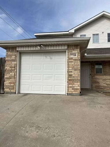 Main picture of 7700-18 Downe Dr