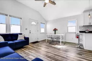 Main picture of 249 Sherman Ave