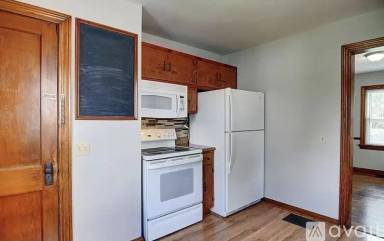 Main picture of 1604 Willamet Rd