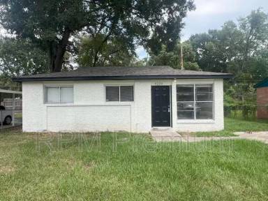 Main picture of 6220 Matthews St