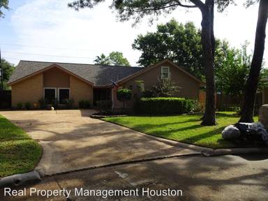 Main picture of 7714 Muirfield Cir