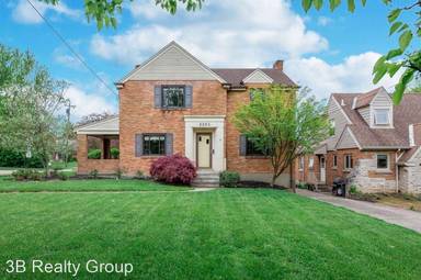 Main picture of 5101 Cleves Warsaw Pike