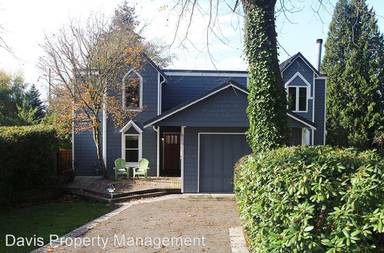 Main picture of 809 7th St S
