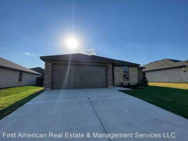 Main picture of 5809 Brookville Dr