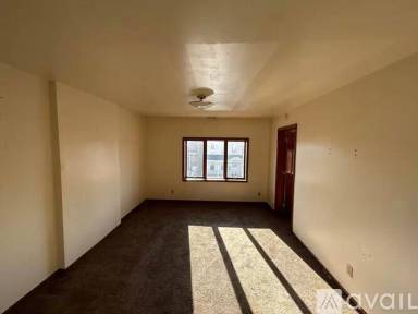 Main picture of 15 Spruce St