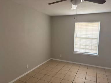 Main picture of 1921 Yarborough Dr