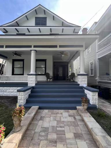 Main picture of 1515 Silver St