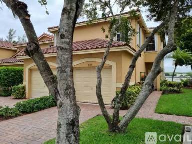 Main picture of 4135 Crystal Lake Dr