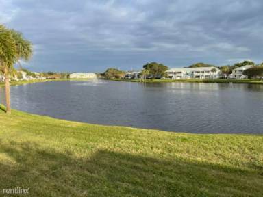 Main picture of 118 Pompano Dr SE