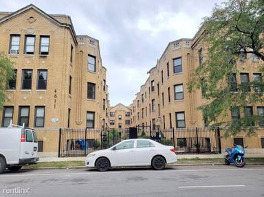 Main picture of 4611-15 1/2 S Drexel Blvd
