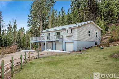 Main picture of 3181 Archview Dr