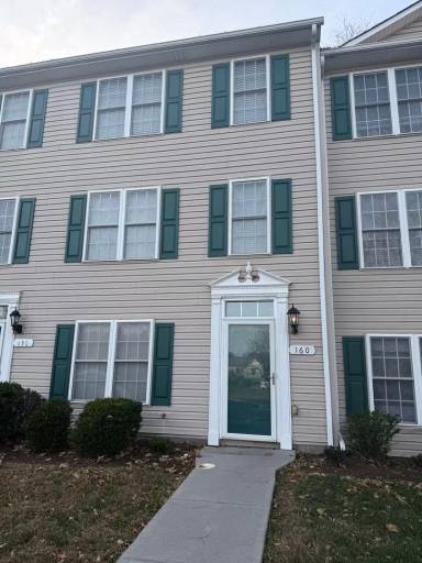 Main picture of 160 Gretchen Ct