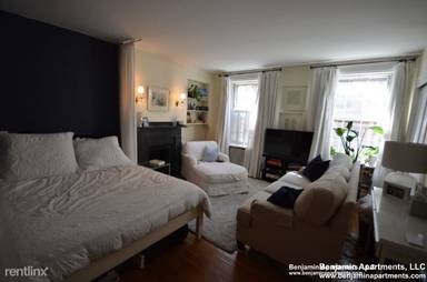 Main picture of 47 West Cedar St