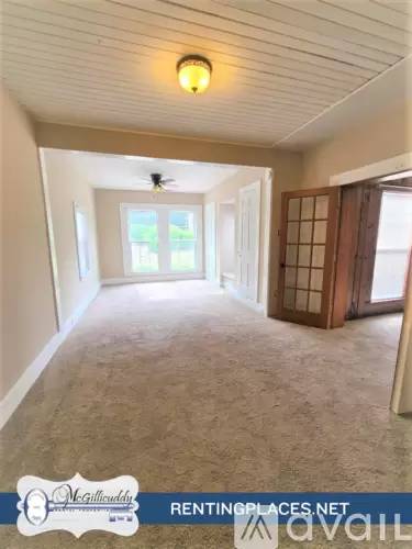 Main picture of 1507 Troupe St