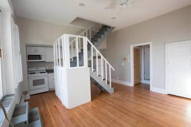Main picture of 1218 Spruce Street, Philadelphia, PA 19107 - 3R