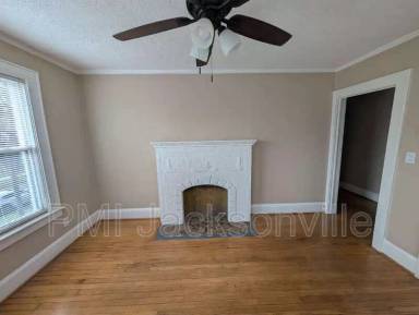 Main picture of 2623 College St