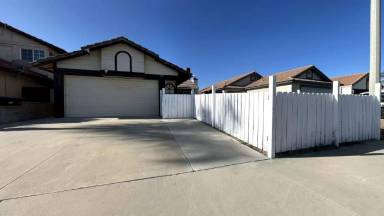 Main picture of 535 Orange Creek Dr