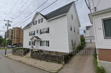 Main picture of 302 Pond St