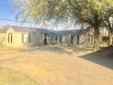 Main picture of 3403 Tiffin Ave