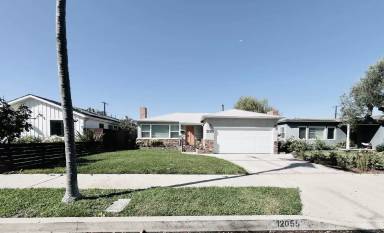 Main picture of 12055 Lucile St