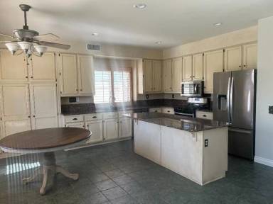 Main picture of 45362 Tesiben Ct