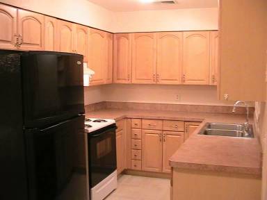 Main picture of 670 Iris Rd