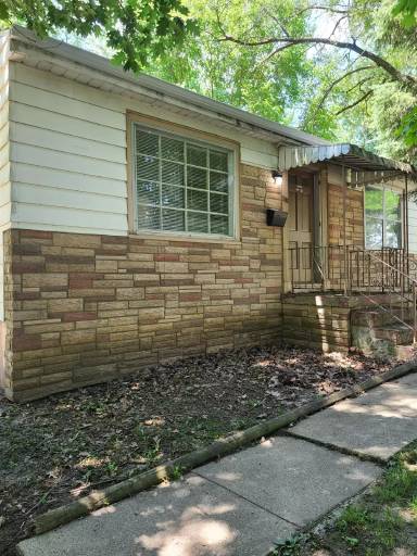 Main picture of 1411 Greenbriar Dr