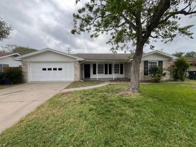 Main picture of 4818 Trinity Dr