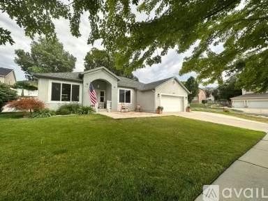 Main picture of 1172 E Wild Tree Cir