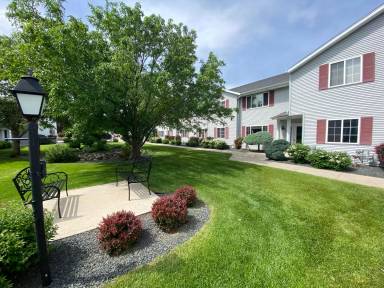 Main picture of River Bend East Apartments