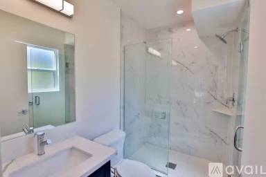 Main picture of 1237 W 25th St